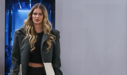Yasmin Brunet retorna à passarela da SPFW após 11 anos