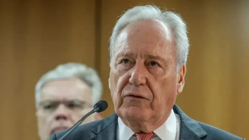 Ministro da Justiça, Ricardo Lewandowski, durante entrevista coletiva, em Brasília, em 4 de abril de 2024