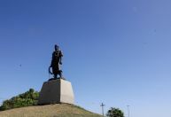 Veja antes e depois da Estátua do Laçador, ponto turístico de Porto Alegre