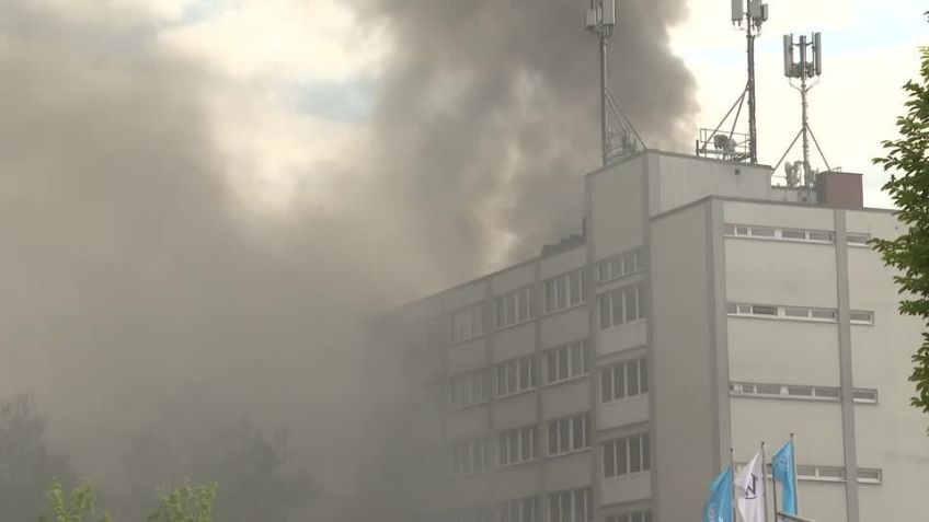 Incêndio provocou nuvens de fumaça em Berlim; Alemanha acredita que fogo tenha ligação com atos russos / Reuters