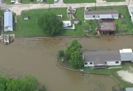 Inundações podem atingir a Costa do Golfo após tempestade matar 4 em Houston