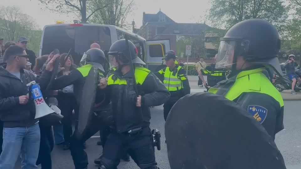 Pro-Palestinian protest in Amsterdam turns violent after student rally halted