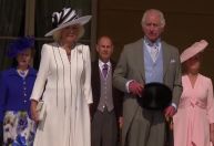 Rei Charles e rainha Camilla dão festa real no jardim do Palácio de Buckingham