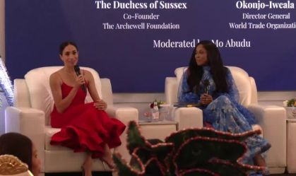 Meghan Markle participa de evento de liderança feminina durante visita à Nigéria