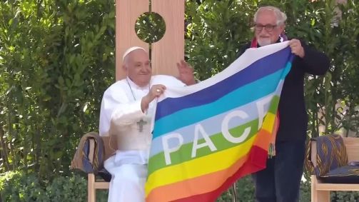 Papa Francisco durante encontro pela paz em Verona, na Itália
