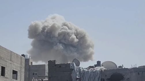 Ataque aéreo israelense no campo de Jabalia, em Gaza, mata 10