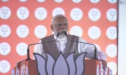 A estratégia de Modi para vencer as eleições da Índia: "Fui enviado por Deus"