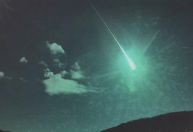 Cometa ilumina os céus de Portugal e Espanha; veja vídeo