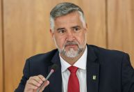 "Não tenho vontade própria", diz Pimenta sobre permanecer no Executivo