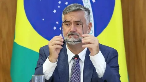 Ministro-chefe da Secretaria de Comunicação Social, Paulo Pimenta, em pronunciamento, em Brasília, 3 de maio de 2024