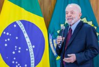 Governo Lula é melhor que o de Bolsonaro para 38%; queda desde janeiro é de 13 pontos, diz pesquisa