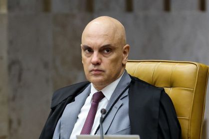 Ministro Alexandre de Moraes em sessão plenária do STF