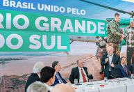 Lula cobra agilidade de ministros para liberação de auxílio a moradores do RS