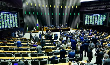 PEC da Anistia pode refinanciar dívidas e estimular recuperação fiscal de partidos; entenda