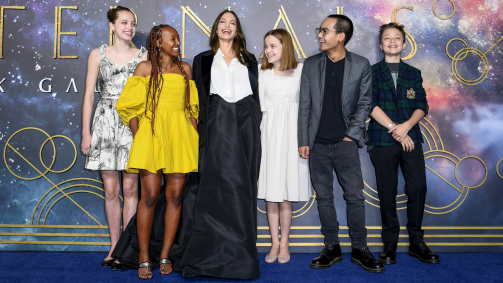 Angelina Jolie e Brad Pitt criaram juntos, no total, seis filhos — sendo três adotados e três biológicos