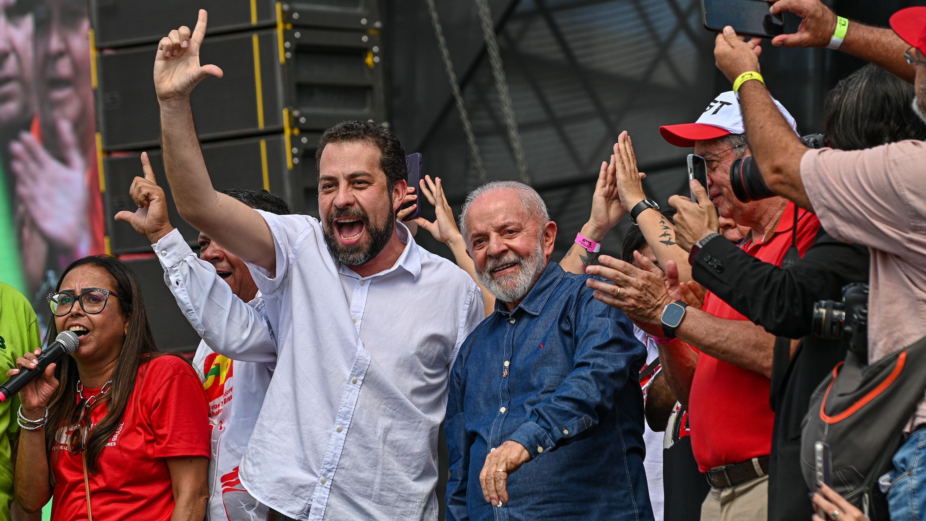 Ato do dia do trabalho, na Neo Química Arena, com presidente Lula