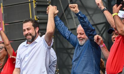 Em reta final de campanha, Boulos cancela live com Lula após problema em avião presidencial