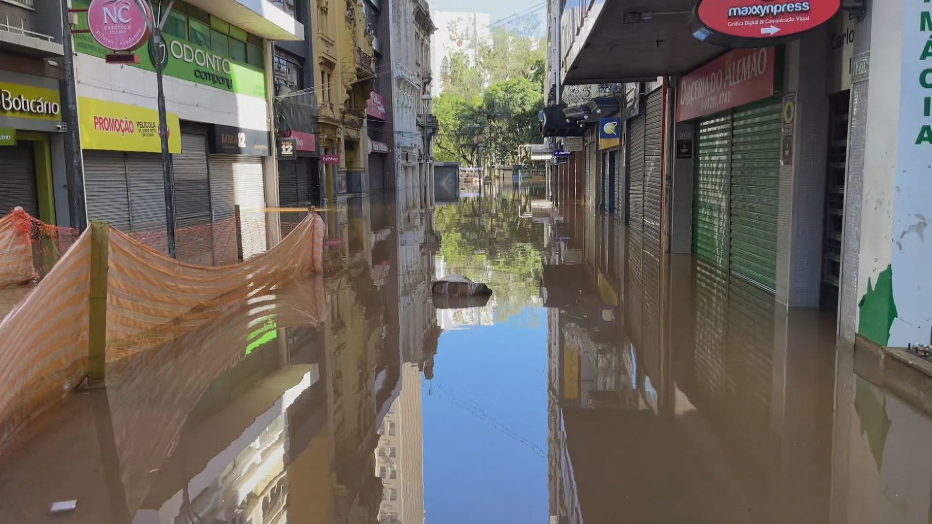 BR_CNN_090524_LIVE_CLEAN_frame_296736
