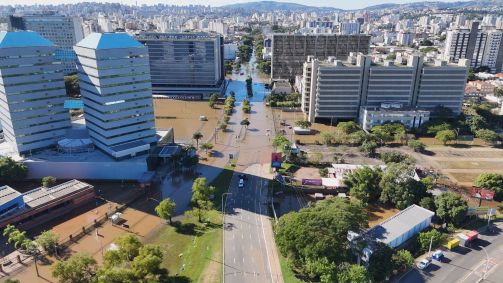 Avenida Aureliano de Figueiredo Pinto, no bairro Praia de Belas, em Porto Alegre (RS)