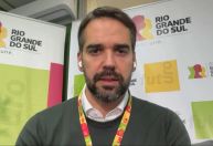 Leite à CNN: Debate sobre adiar eleições no RS vai ter que ser feito, mas com cuidado