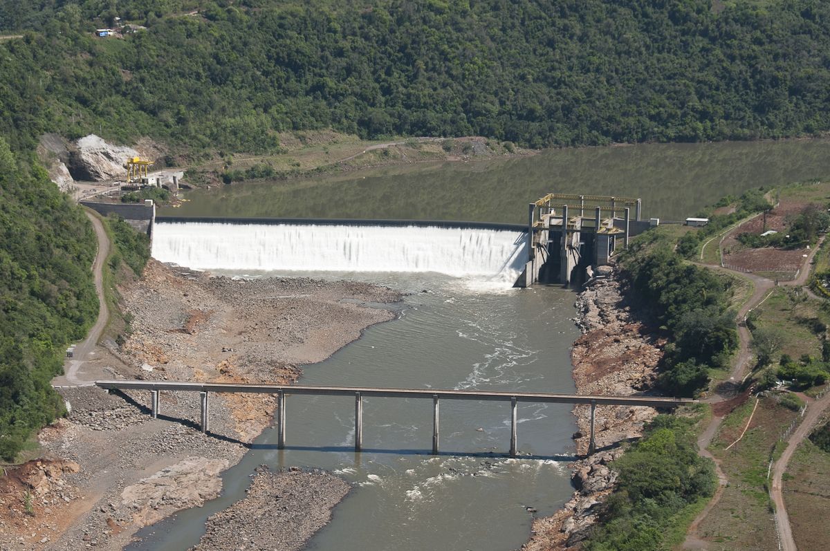 Barragem da usina 14 de Julho, no RS, antes do colapso