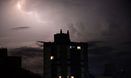 Porto Alegre tem início de maio mais chuvoso em 60 anos, segundo a Climatempo
