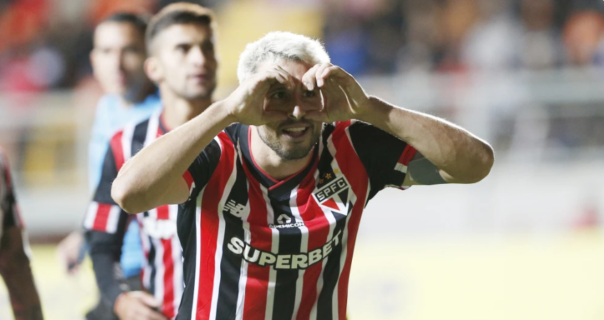 Calleri pelo São Paulo