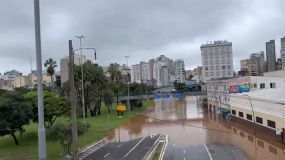 Enchente na região central de Porto Alegre (RS)
