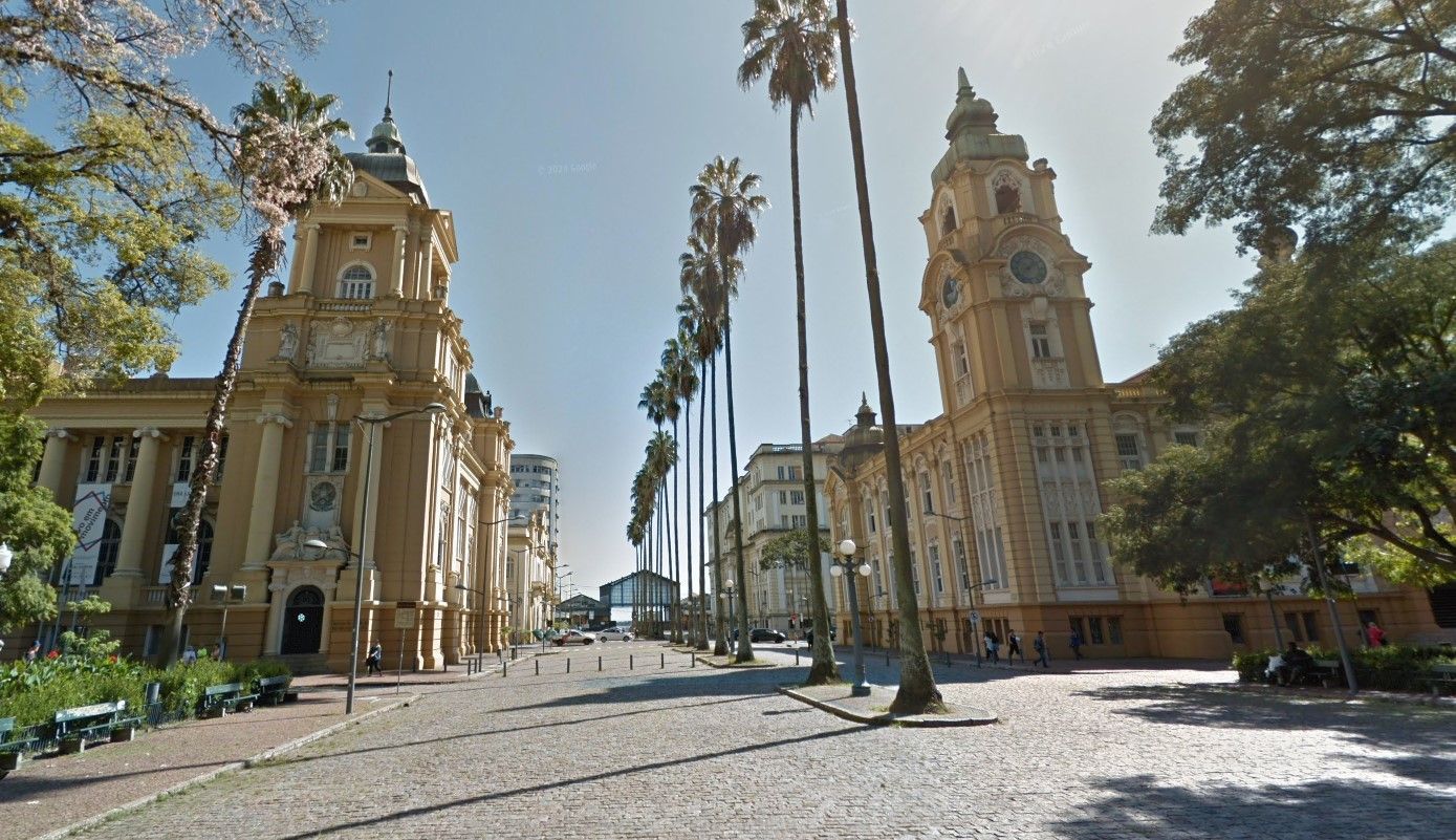 Praça da Alfândega, na região central de Porto Alegre (RS) / Reprodução/Google Street View