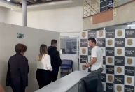 Motorista que atropelou mulher durante racha na Grande SP se entrega à polícia