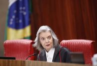 Plataformas tiveram “enorme” colaboração com TSE, mas é preciso regulação, diz Cármen Lúcia