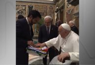 Nunes se encontra com papa Francisco no Vaticano e pede benção para o RS