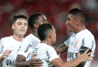 Corinthians e Fortaleza se enfrentam visando engatar boa fase no Brasileirão