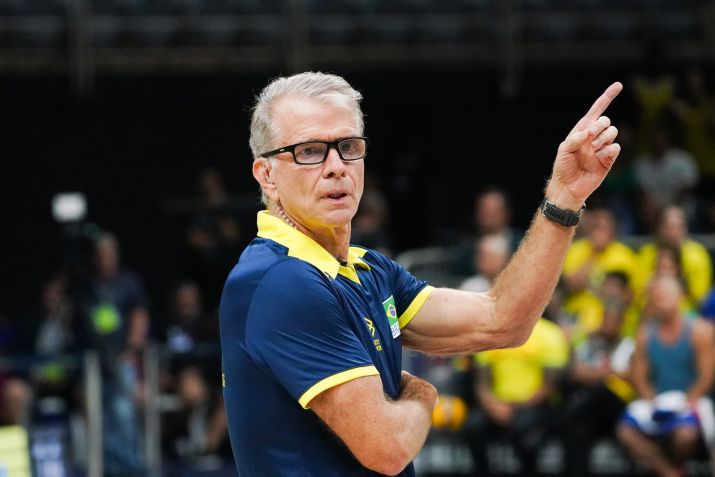 Técnico Bernardinho em rua reestreia no comando da Seleção Brasileira / Foto: Foto: Maurício Val/FV Imagens/CBV