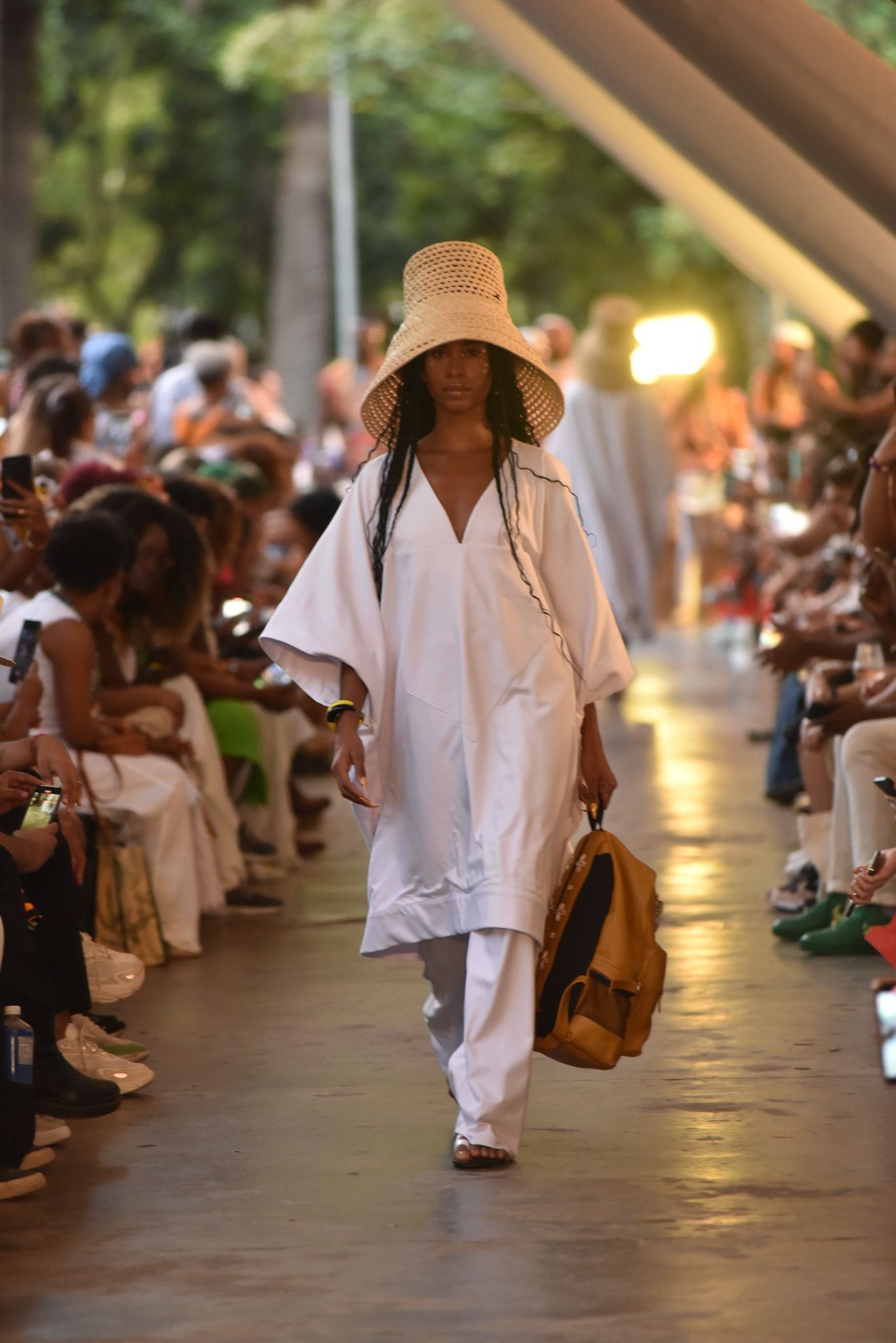 Desfile da nova coleção de Isaac Silva em São Paulo / Leo Franco / AgNews
