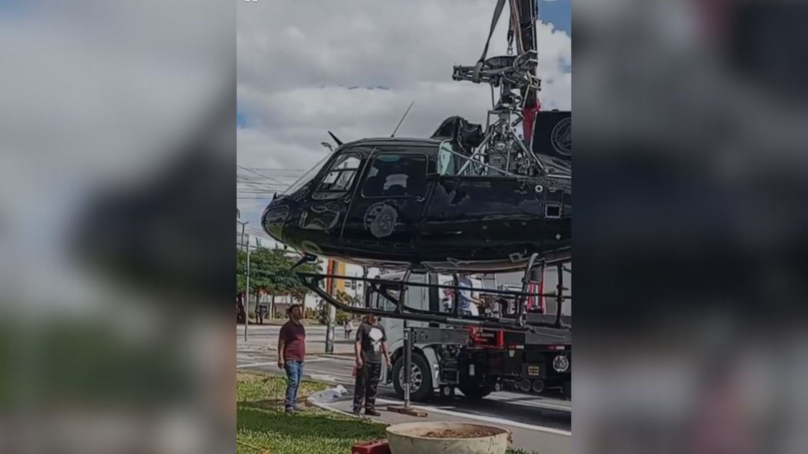 helicóptero placa