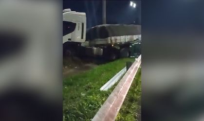 Carretas atropelamento Anchieta