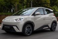 BYD Dolphin Mini 2025 ganha versão de 5 lugares; conheça
