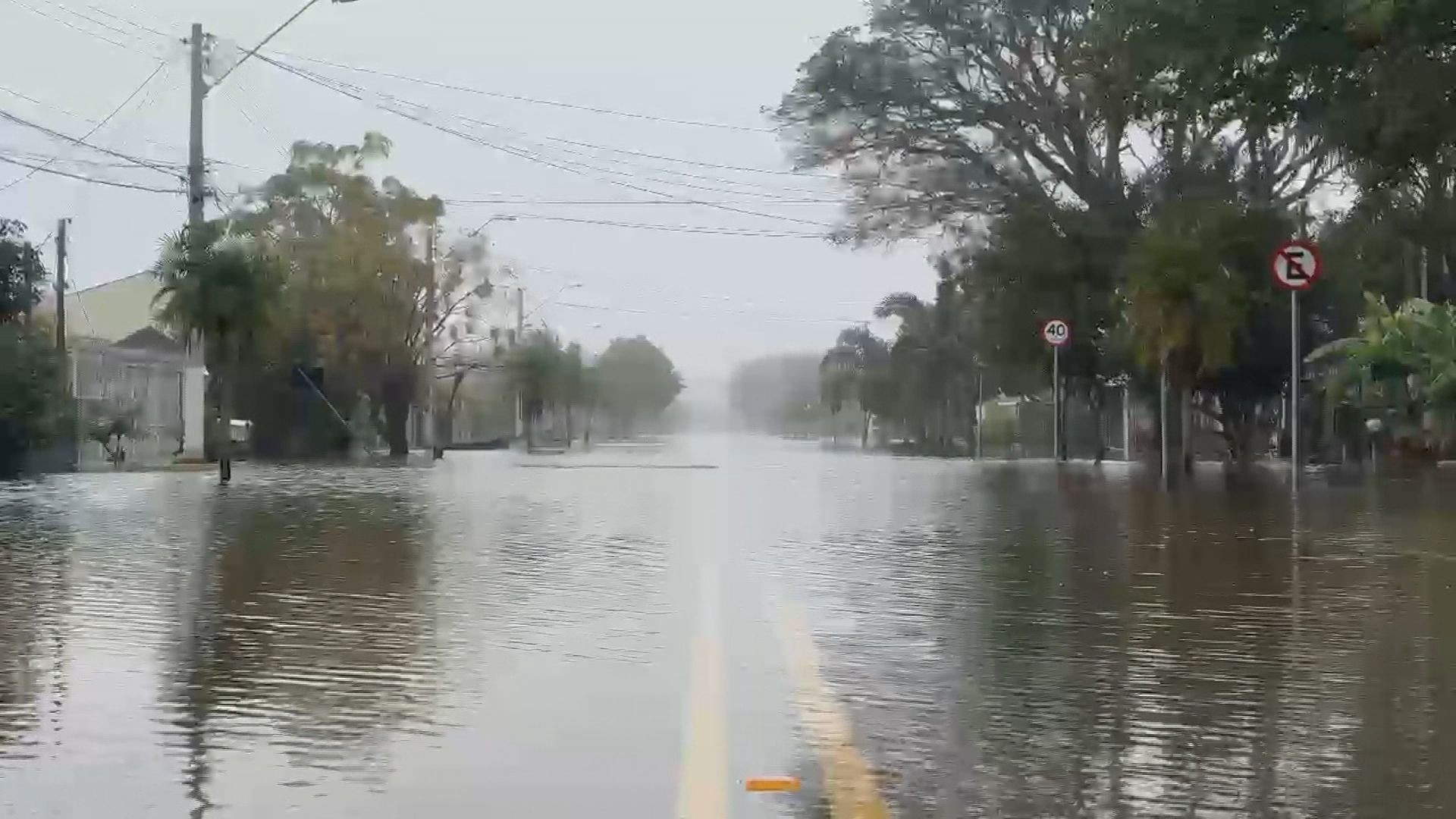Enchente na cidade de Pelotas, no Rio Grande do Sul