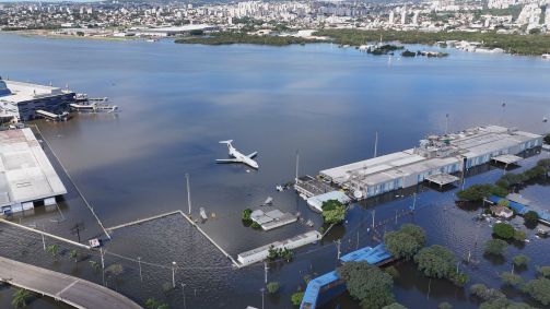 Enchente no aeroporto Salgado Filho, em Porto Alegre (RS)