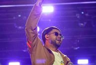 Show de Emicida reúne famosos em São Paulo; veja fotos