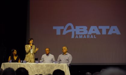A deputada Tabata Amaral participou de evento de sua pré-campanha com Geraldo Alckmin, vice-presidente da República, e Márcio França, ministro do governo