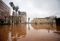 Enchentes no Rio Grande do Sul: Porto Alegre decreta racionamento de água