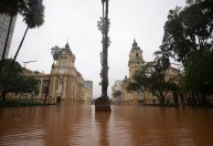 Chuvas no RS: nível do Guaíba passa de 5 metros em Porto Alegre