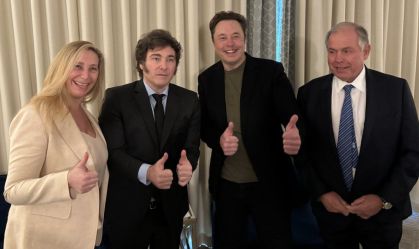 Karina Milei, Javier Milei e Elon Musk durante encontro em Los Angeles