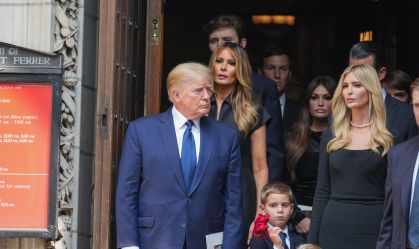Família de Trump compareceu a julgamento, mas há duas ausências: Melania e Ivanka