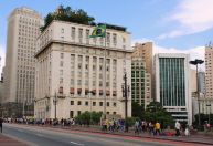 Vereadores apresentam projeto contra escala 6x1 em São Paulo e no Rio de Janeiro
