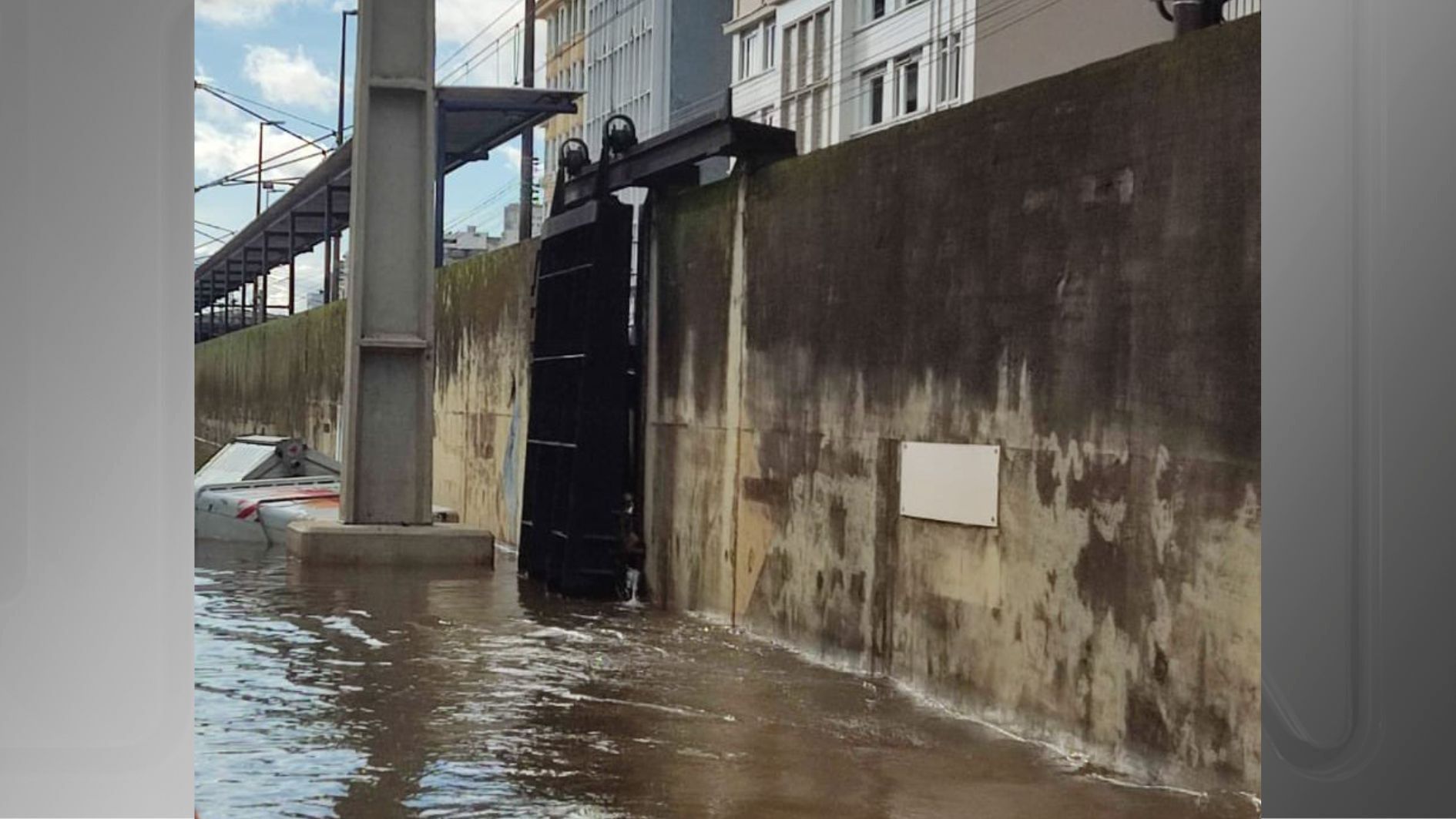 Comporta 3 do Muro da Mauá, em Porto Alegre, será reaberta pela primeira vez após o início das enchentes