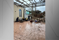 Igreja desaba e deixa voluntários feridos no Vale do Taquari (RS)