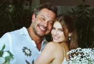 Isabella Santoni se casa e surpreende fãs: "Sr. & sra. Blecher"